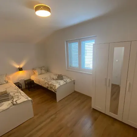 Triva 1 Apartmán *